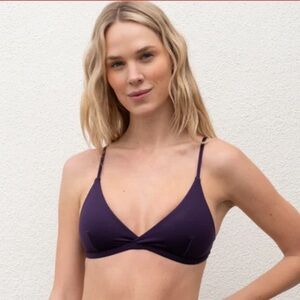 NWT Left on Friday Sweet Victory Top Small in Legend